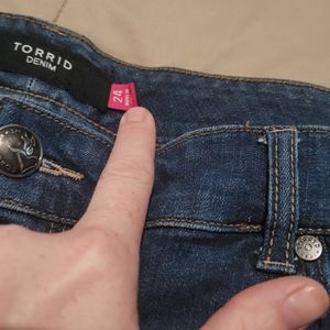 Plus size denim shorts